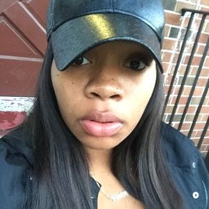 Meet your Posher, Rashaya